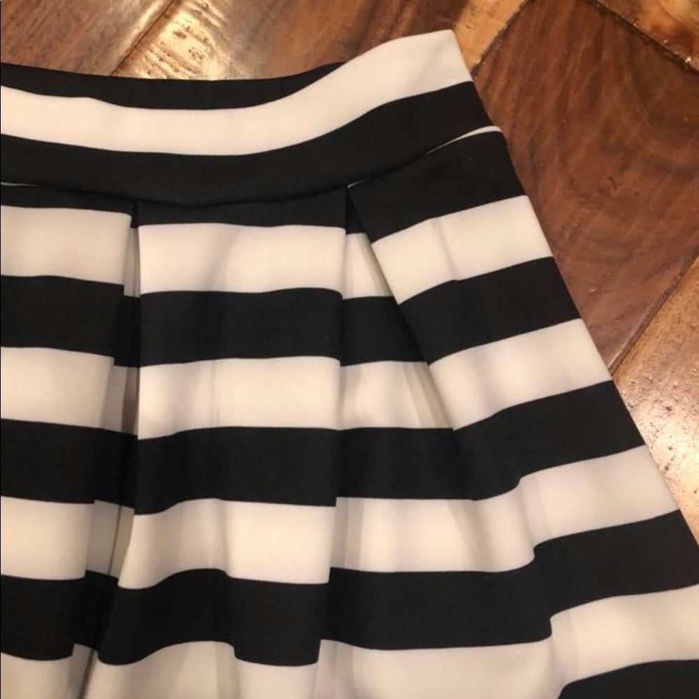 striped skirt